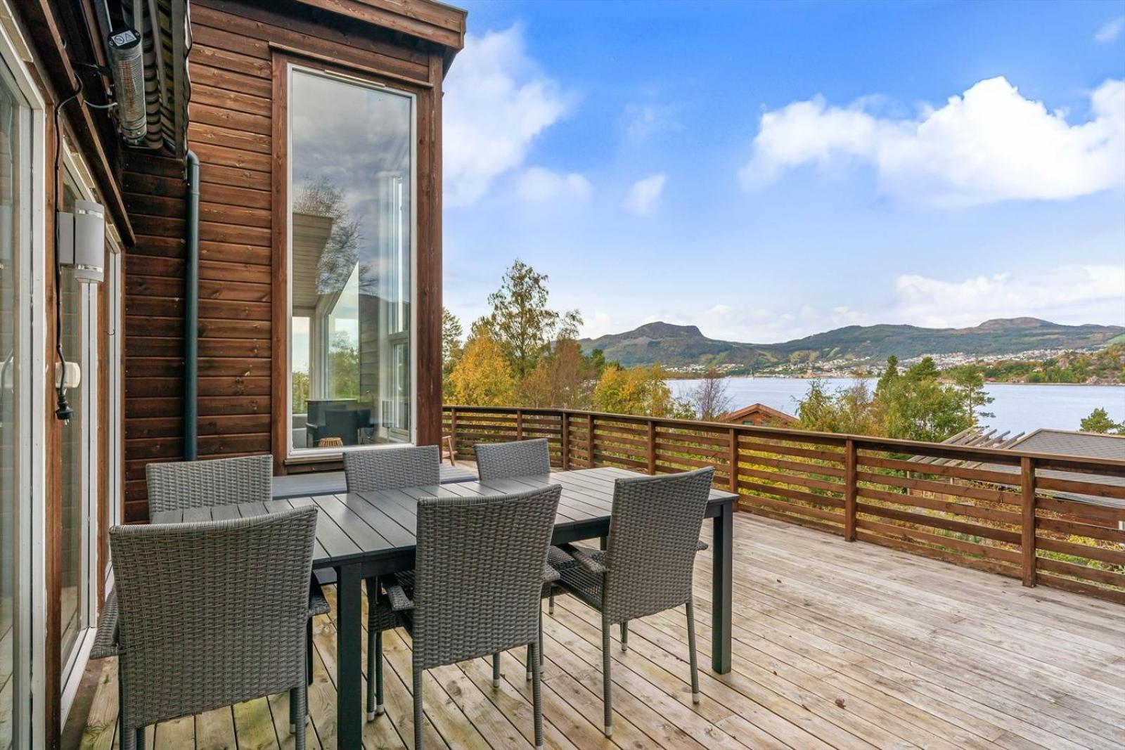 Villa Charming House Located By The Fjord With The Pultpitrock Within Short Distance Jørpeland Exterior foto