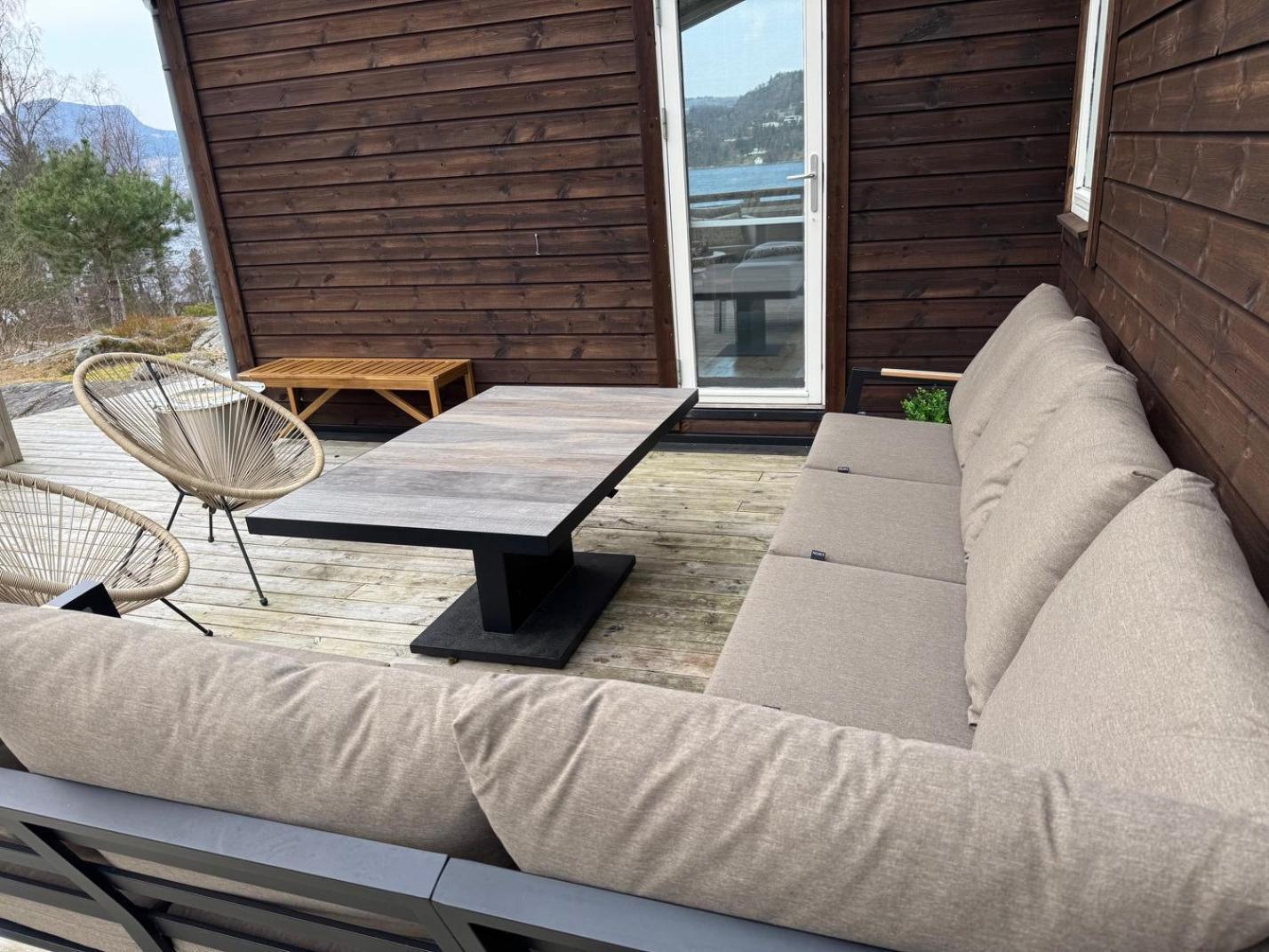 Villa Charming House Located By The Fjord With The Pultpitrock Within Short Distance Jørpeland Exterior foto